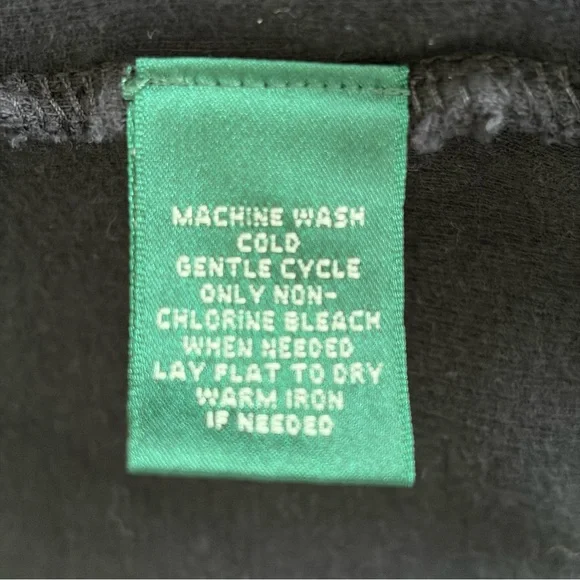 LRL zip-up sweater with flaw - Picture 9 of 10